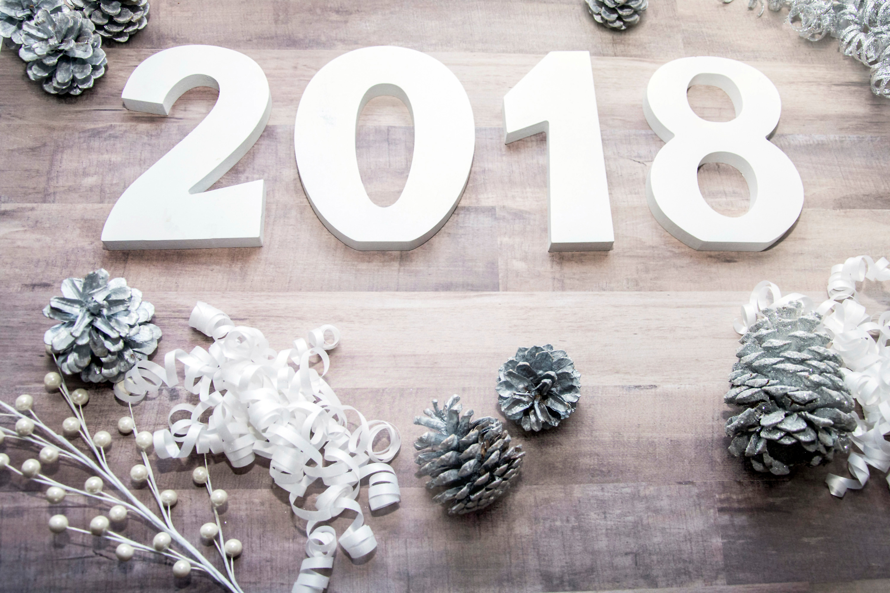 Уважаемые партнеры, Поздравляем Вас с Новым 2018 Годом!
